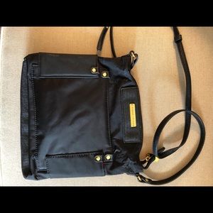 Meet your Posher, Lois